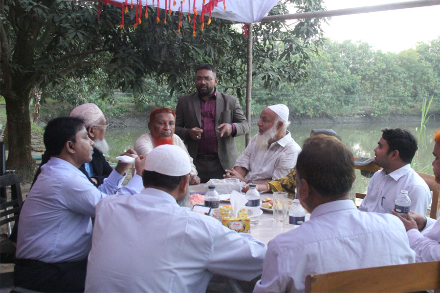 স্কুল সঙ্গীত ও প্রতীক